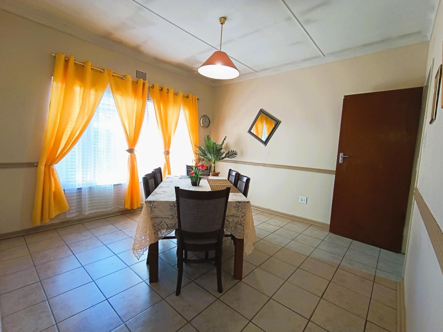 3 Bedroom Property for Sale in Uitsig Free State